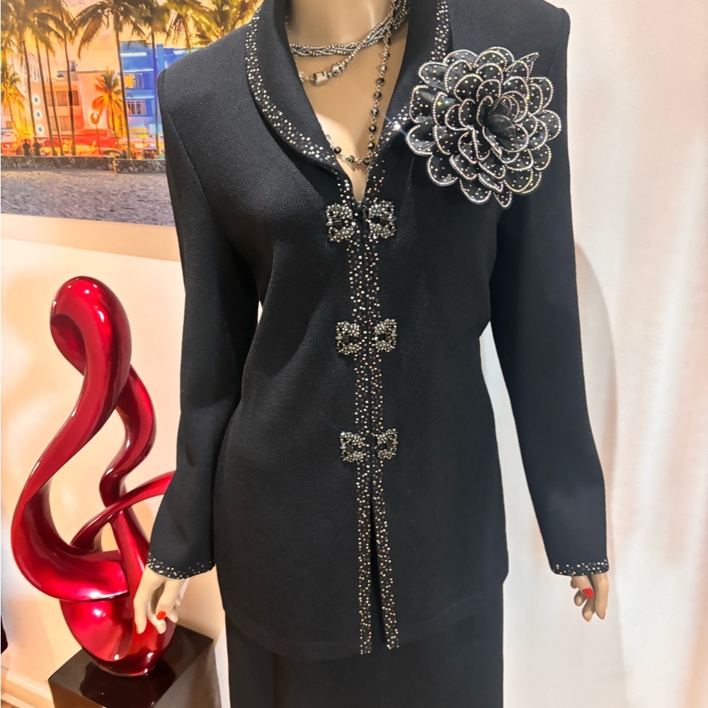 St. John Black Beaded paillettes rhinestones 12 L skirt suit blazer